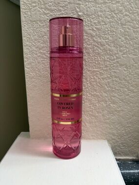 Bath & Body Works Pink Covered in Roses Fine Fragrance Mist